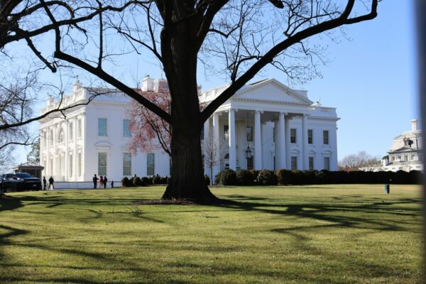 Нових працівників Білого дому перевіряють на лояльність до Трампа – ЗМІ
