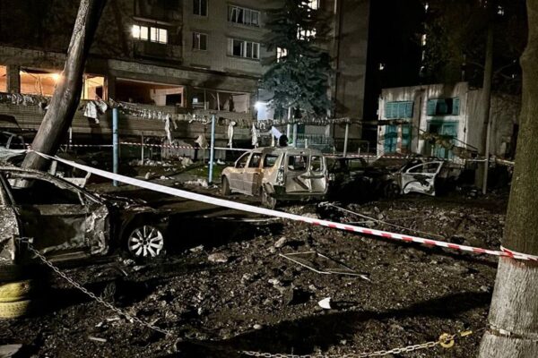 Удар по Дніпру: з’явилися фото наслідків